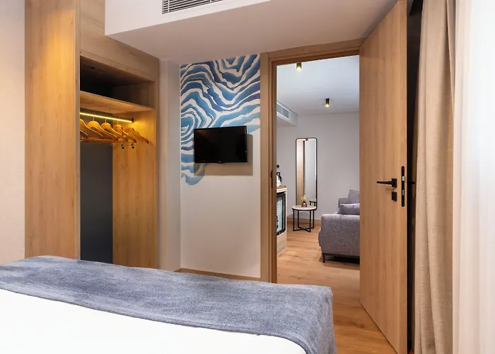 Elite World Hotel