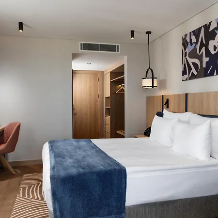 Elite World Отель 5*