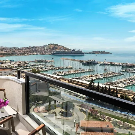 Elite World Hotel 5*