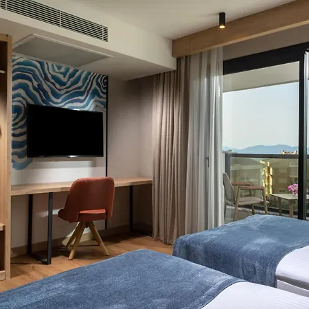 Elite World Hotel