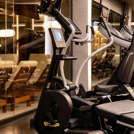 Hotel Elite World