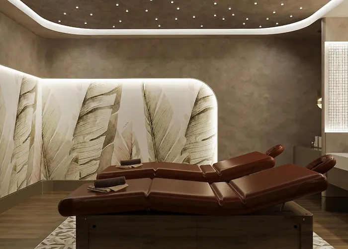 Elite World מלון